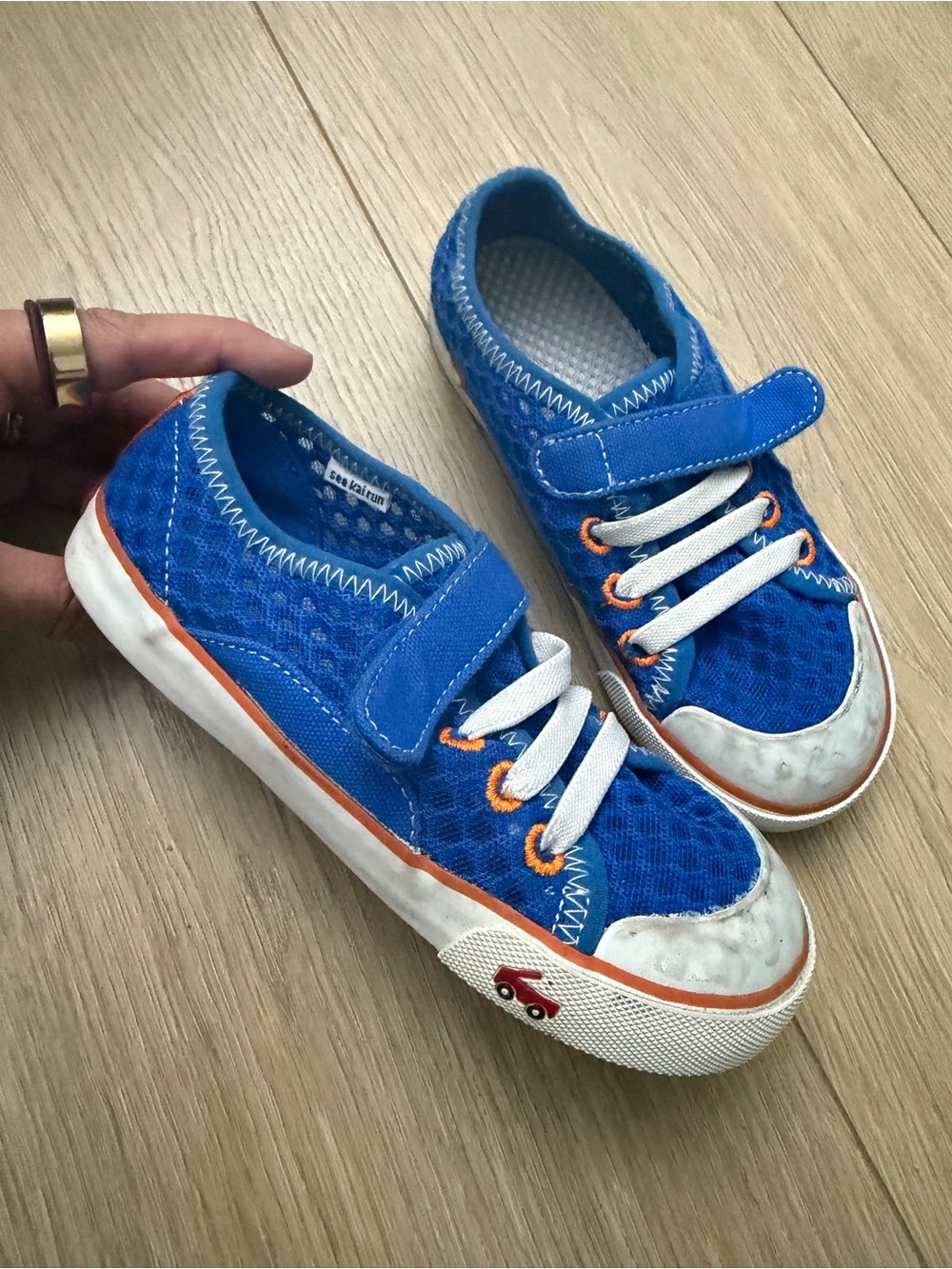 See Kai Run Boys Blue Mesh Velcro Sneakers 
 Saylor shoes size 12c